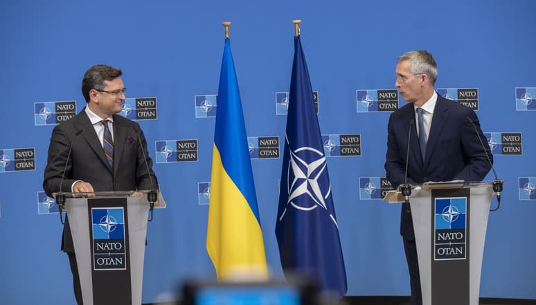 the minister of foreign affairs of ukraine visits nato